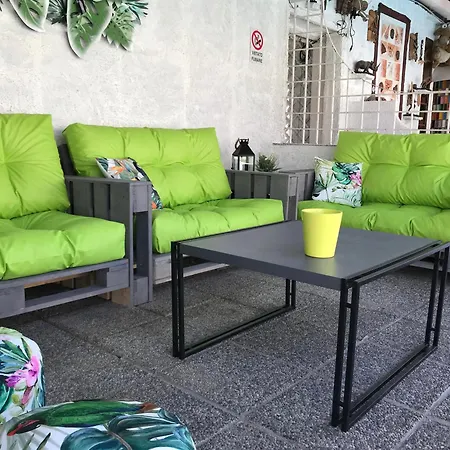 Lady Hamilton 4* Feletto