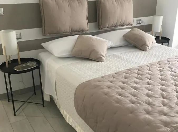 Bed and Breakfast Lady Hamilton