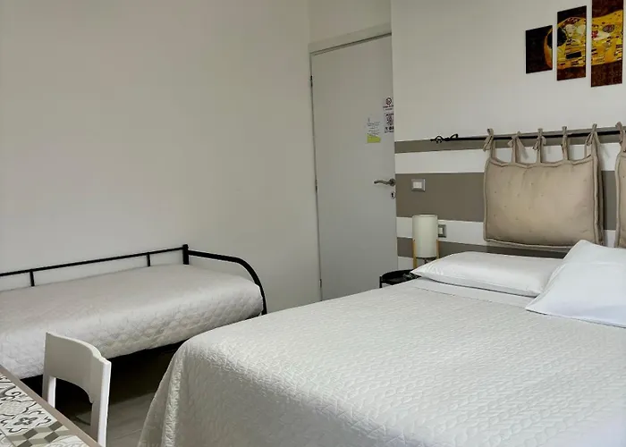 Lady Hamilton Feletto